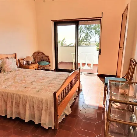 The Algarvean Oasis With Pool By Lovelystay Apartamento Armação de Pêra