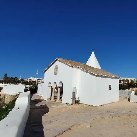 The Algarvean Oasis With Pool By Lovelystay * Armação de Pêra