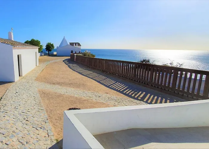 Lovelystay - The Algarvean Oasis Apartman Armação de Pêra