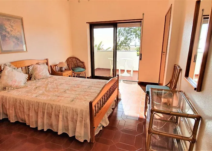 Lovelystay - The Algarvean Oasis Apartman Armação de Pêra