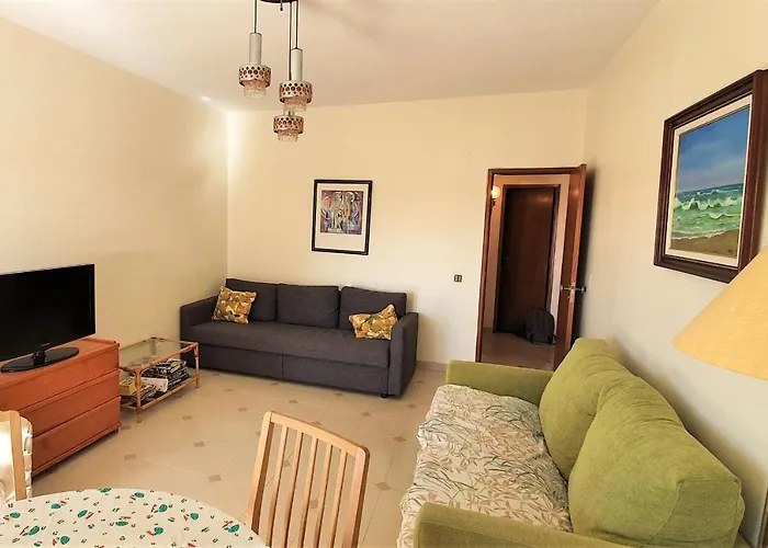Lovelystay - The Algarvean Oasis Armação de Pêra